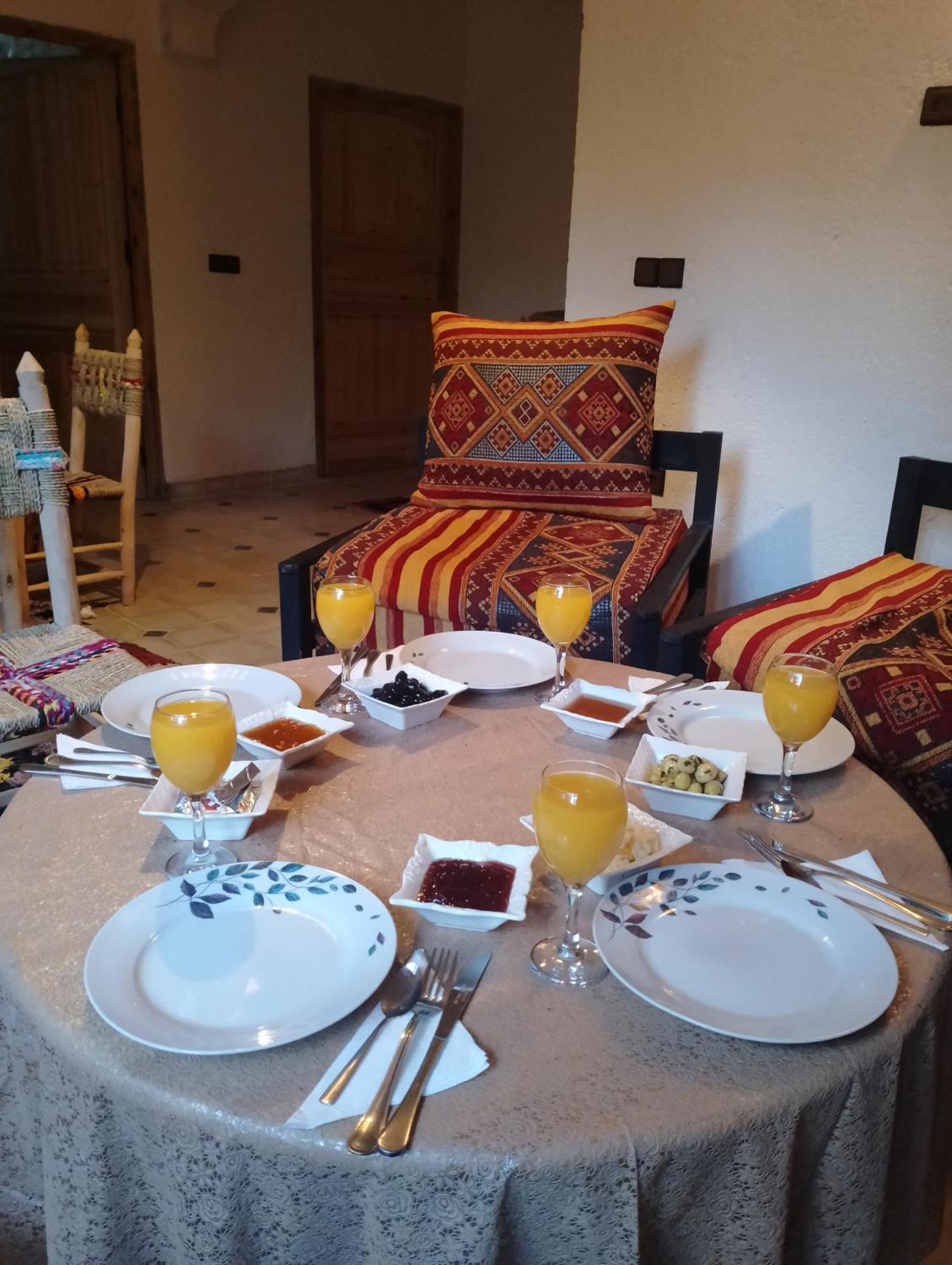 Riad Idar Уирган Стая снимка