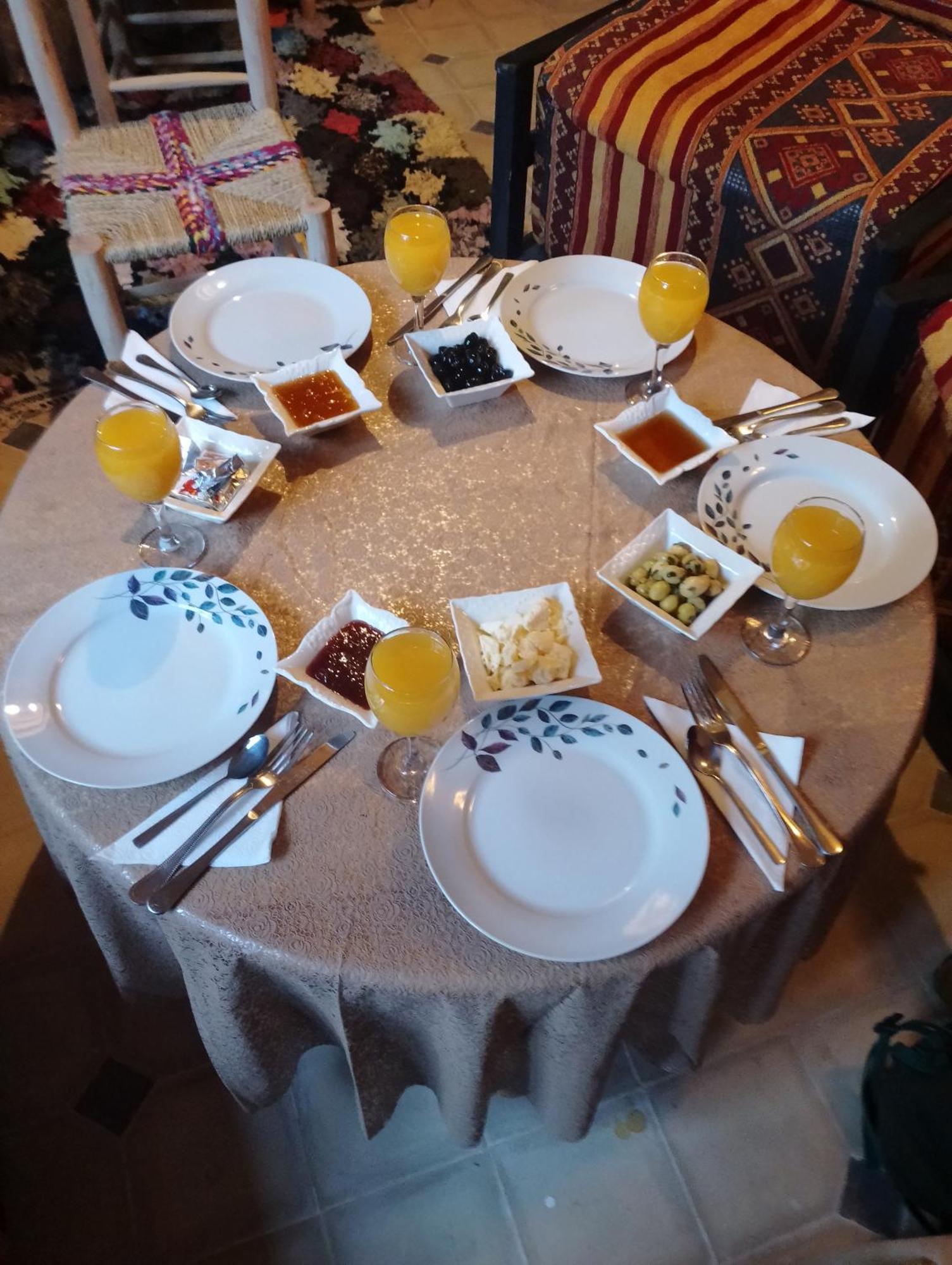 Riad Idar Уирган Стая снимка